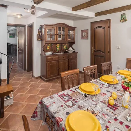 Vakantiehuis 4 Bedroom Awesome In *