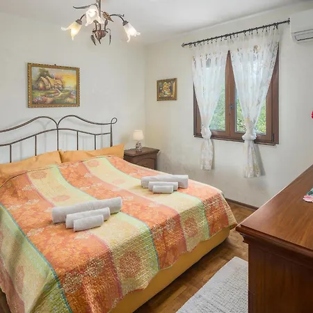 4 Bedroom Awesome In Vakantiehuis
